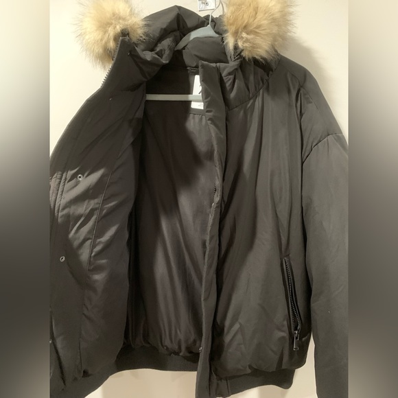 ZARA Men’s puffer with fur hoodie - Picture 2 of 7